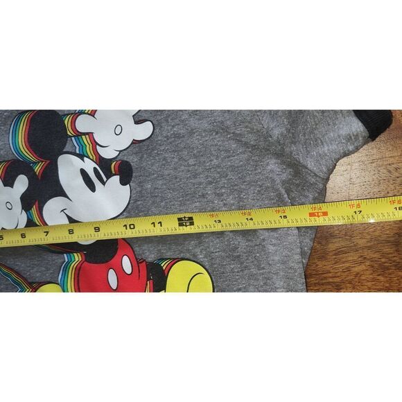 Mickey Mouse Disney SS T shirt Medium Rainbow SEE MEASUREMENTS 🌈 - Picture 7 of 9